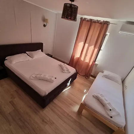 Casa Moreana Сфынту-Георге